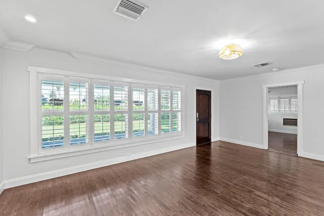 $855,000 | 330 Center Street, Jupiter, FL 33458