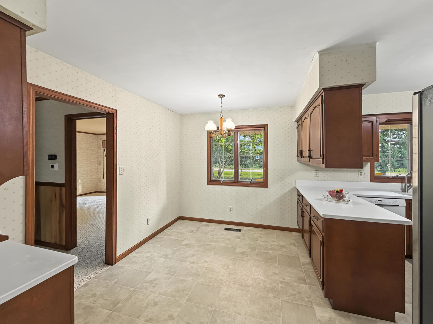2016 2100 North Road Watseka, IL 60970 - Photo 11 of 41 Gallery Image 11
