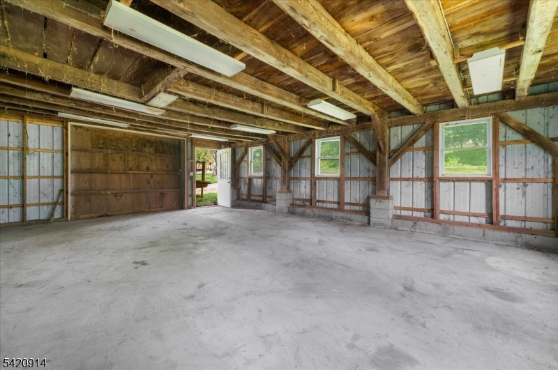 441 Pittstown Road Pittstown, NJ 08867 - Photo 31 of 48