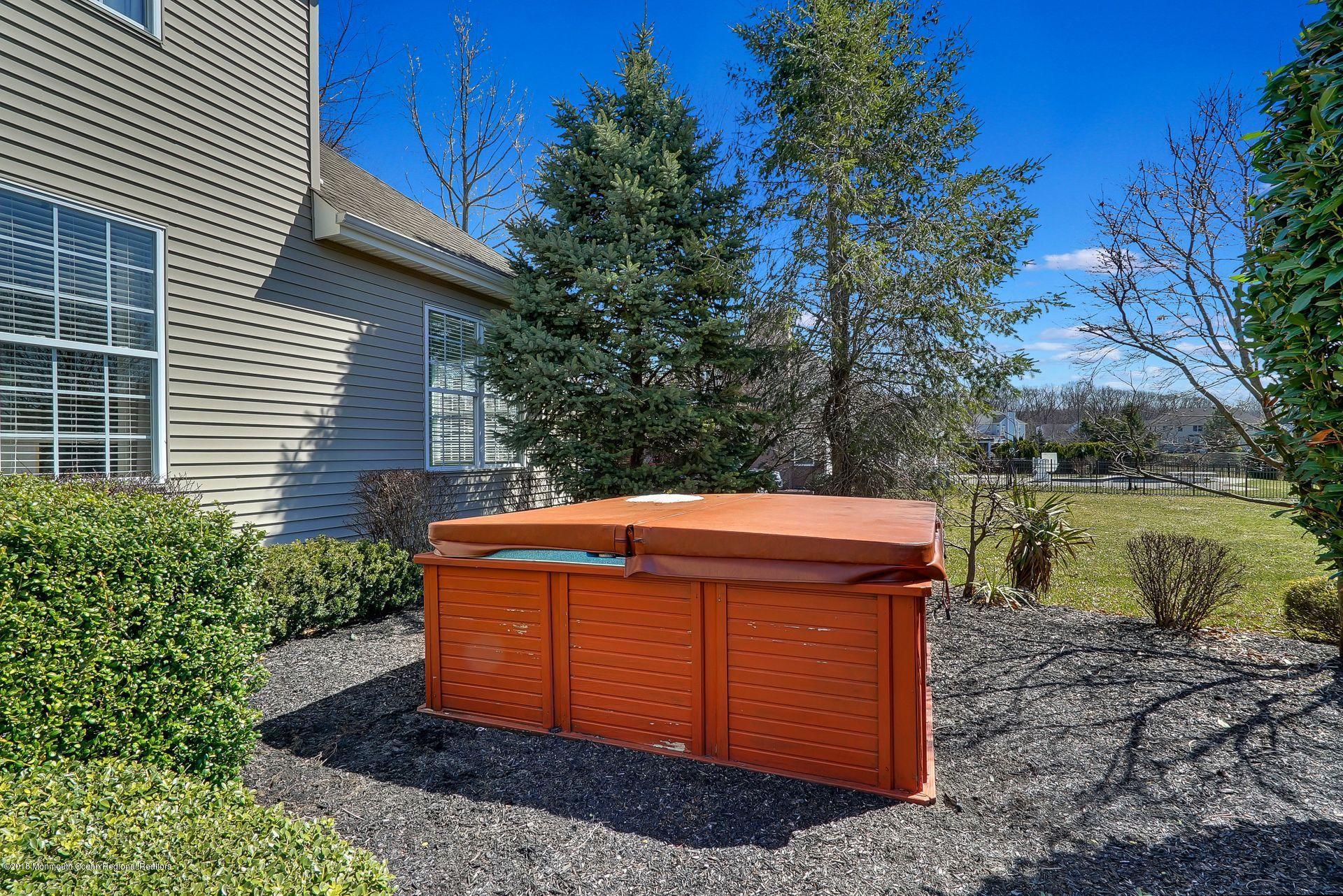 263 Pin Oak Road Freehold, NJ 07728 - Photo 49 of 60 55