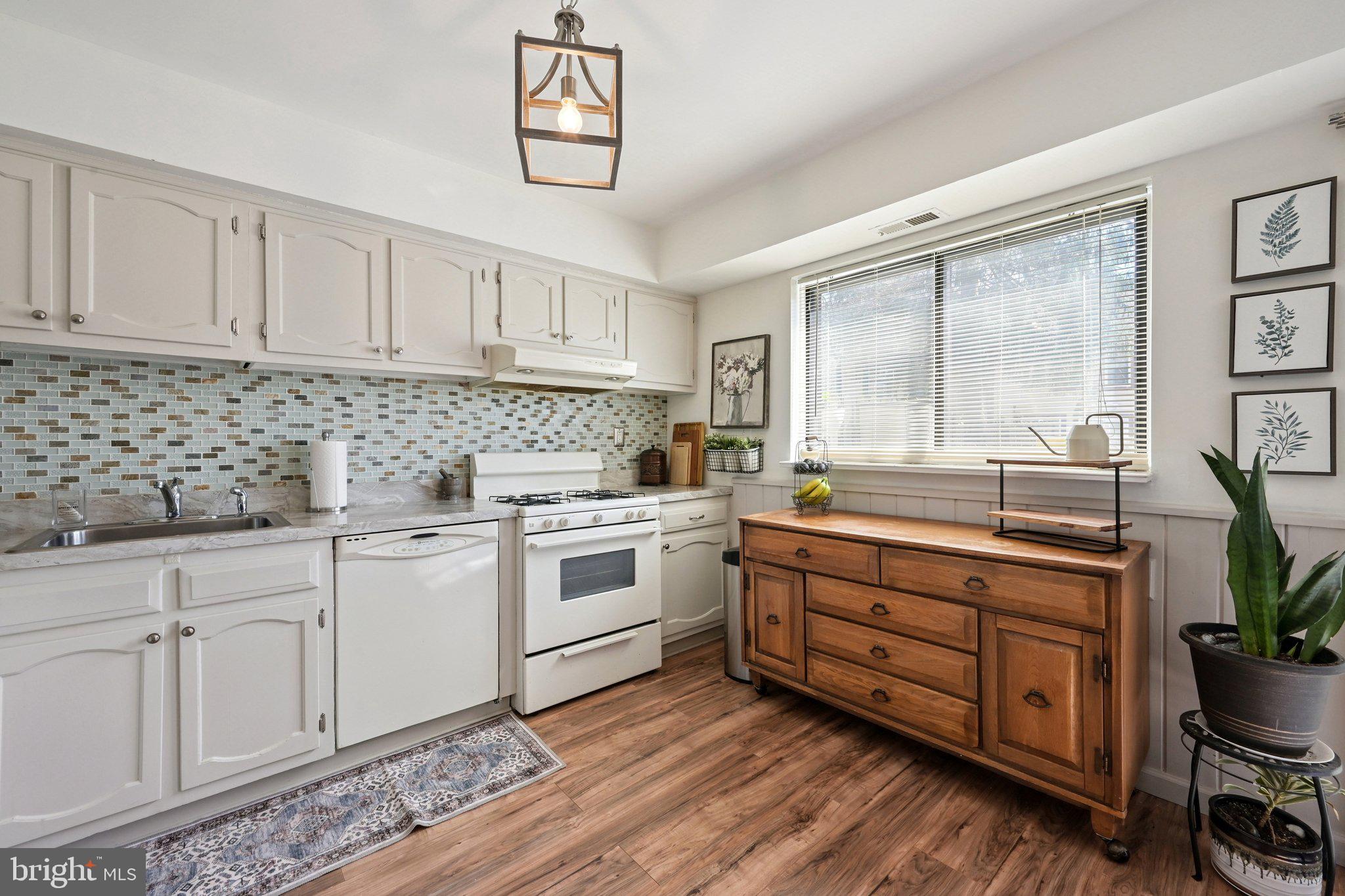 127 Chelsea Circle, Unit B143 Clementon, NJ 08021 - Photo 16 of 24