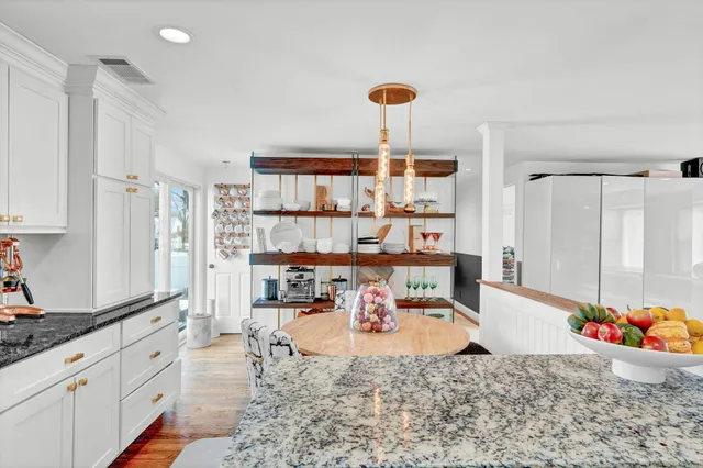 $3,200 | 1815 New Britain Avenue, Farmington, CT 06032