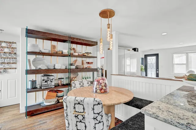 $3,200 | 1815 New Britain Avenue, Farmington, CT 06032