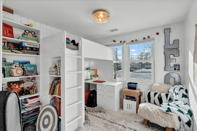 $3,200 | 1815 New Britain Avenue, Farmington, CT 06032