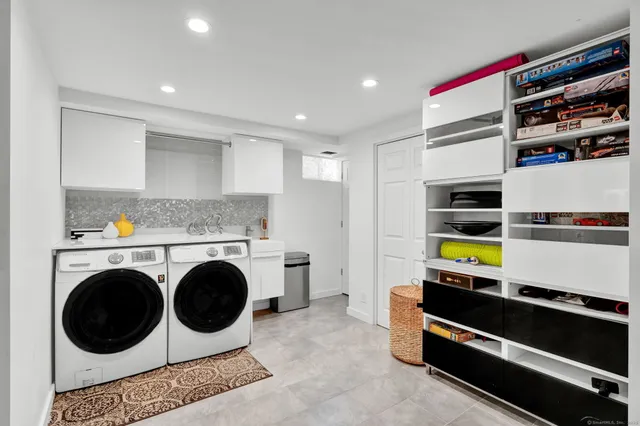 $3,200 | 1815 New Britain Avenue, Farmington, CT 06032