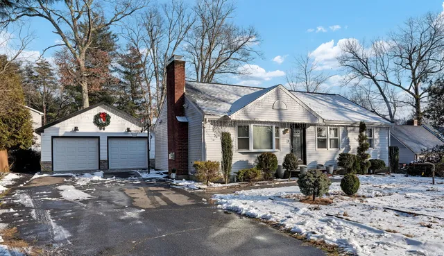 $3,200 | 1815 New Britain Avenue, Farmington, CT 06032