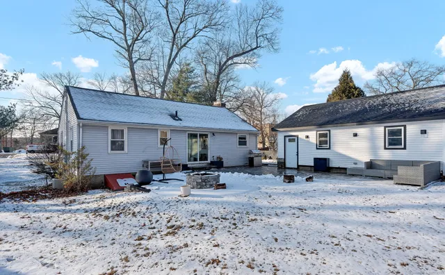 $3,200 | 1815 New Britain Avenue, Farmington, CT 06032