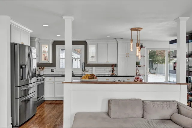 $3,200 | 1815 New Britain Avenue, Farmington, CT 06032