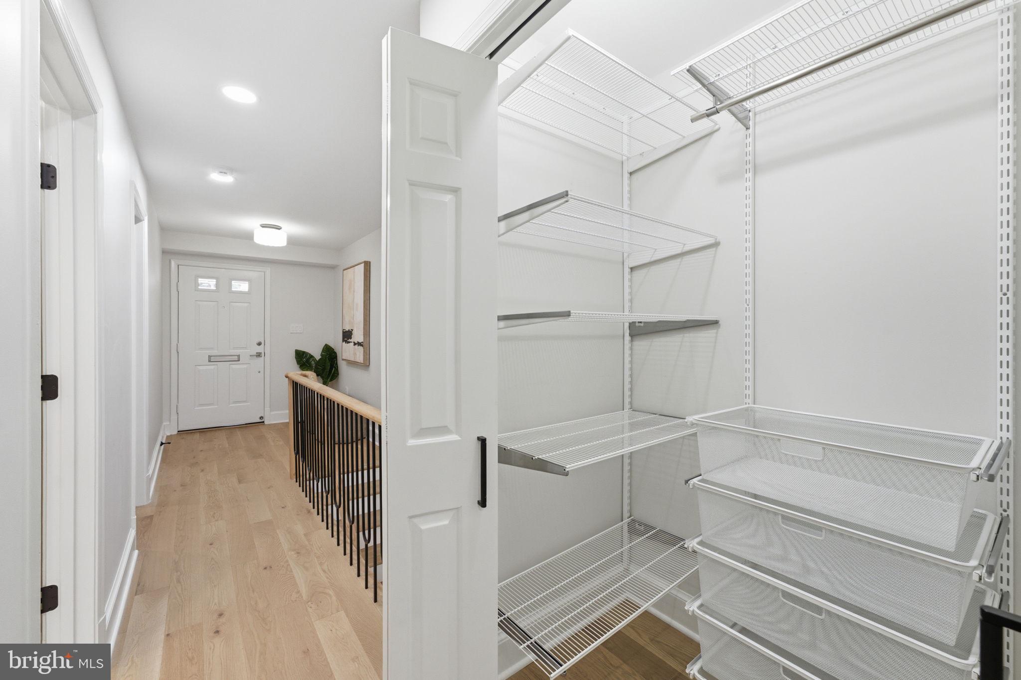3287 Sutton Place Northwest, Unit D Washington, DC 20016 - Photo 11 of 95