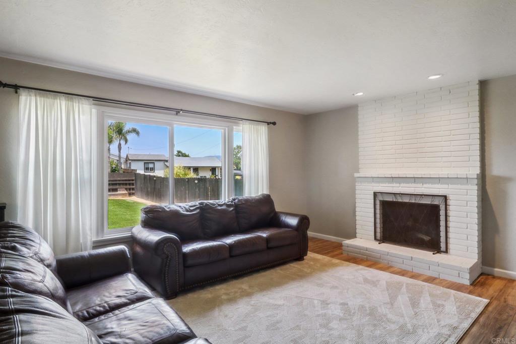 915 Crest View Road Vista, CA 92081 - Photo 6 of 32