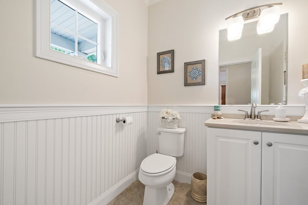 100 Garfield Road Dedham, MA 02026 - Photo 15 of 42 Gallery Image 15