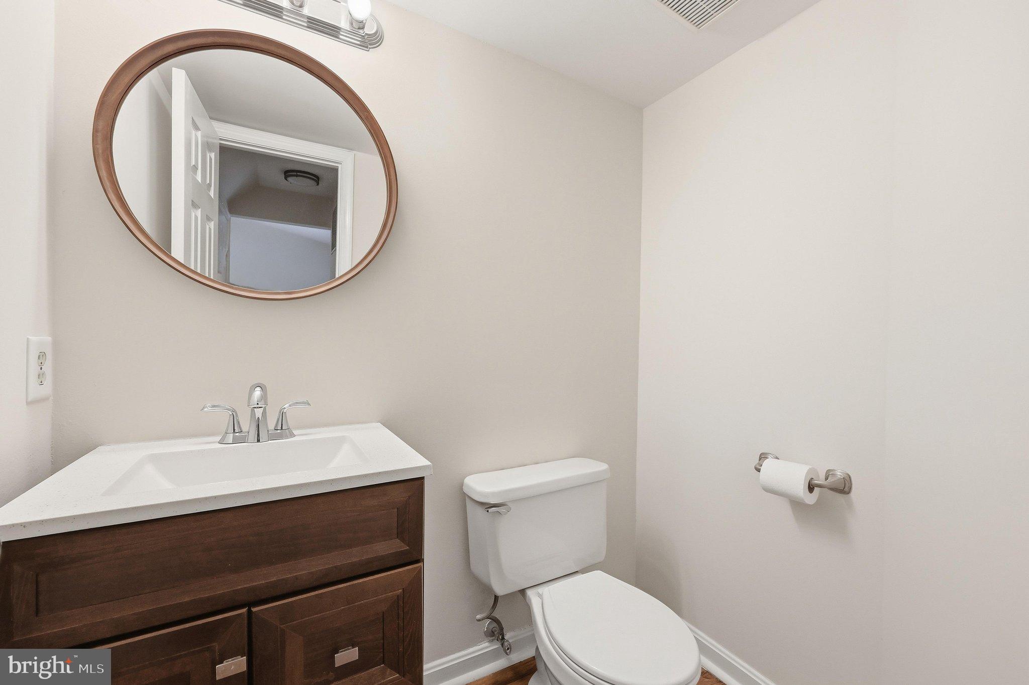 6710 Hemlock Point Road New Market, MD 21774 - Photo 16 of 66 Powder room on main level