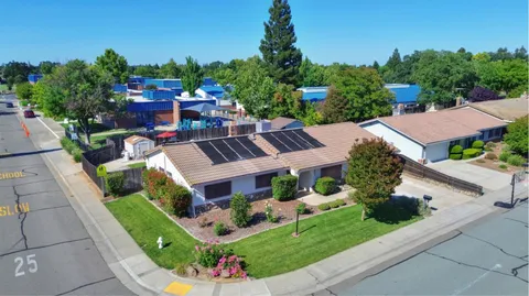 $585,000 | 8951 Lansdowne Court, Elk Grove, CA 95624