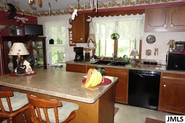 10360 Territorial Road Munith, MI 49259 - Photo 3 of 22 Photo 3