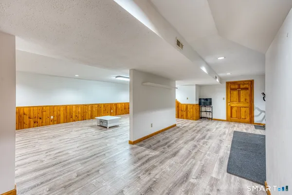 $795,000 | 35 High Gate Drive, Avon, CT 06001