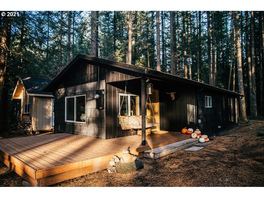 23834 East Chinquepin Lane Rhododendron, OR 97049 - Photo 1 of 19
