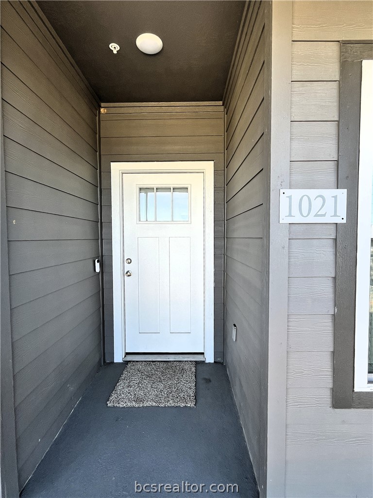 1326 Prairie Drive, Unit 1021 Bryan, TX 77803 - Photo 2 of 17 a view of front door