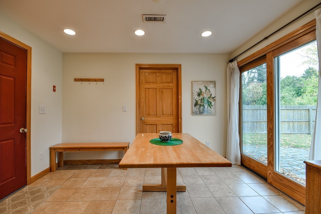 20 Campello Road Framingham, MA 01701 - Photo 10 of 23 Gallery Image 10