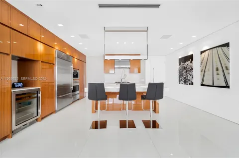 $3,595,000 | 9701 Collins Avenue, Unit 1405S, Bal Harbour, FL 33154