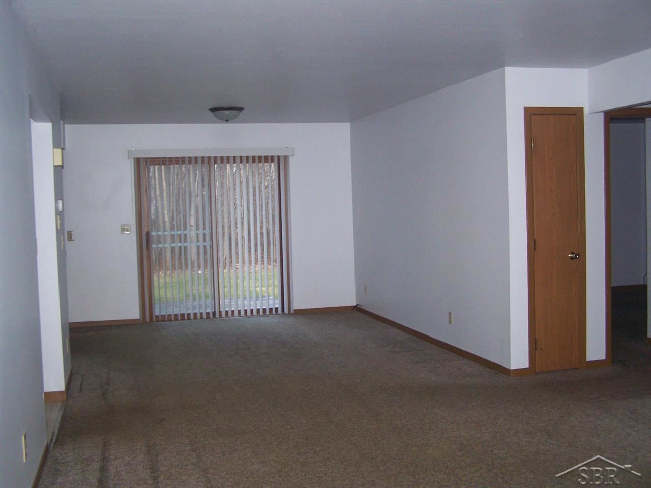 7720 Mielke Road Freeland, MI 48623 - Photo 8 of 24 31222446-8.JPG