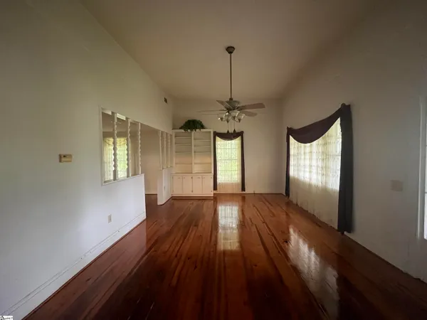 $249,000 | 606 West South Broad Street, Walhalla, SC 29691