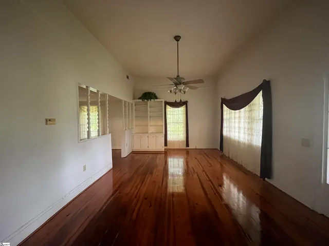 $249,000 | 606 West South Broad Street, Walhalla, SC 29691