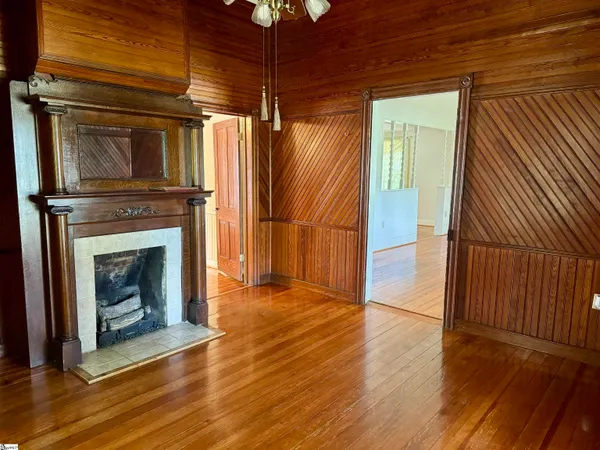 $249,000 | 606 West South Broad Street, Walhalla, SC 29691