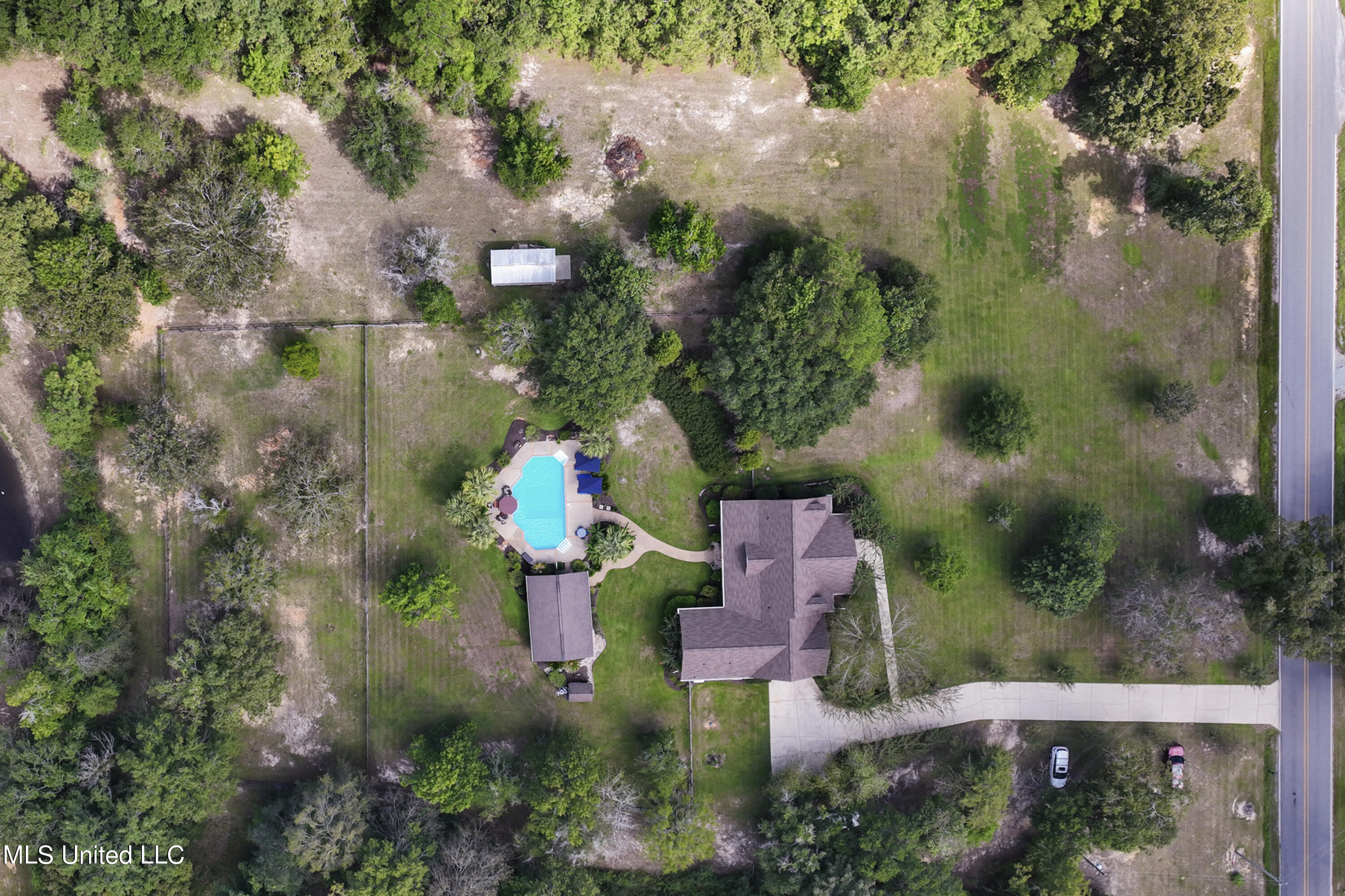 17501 Old River Road Vancleave, MS 39565 - Photo 4 of 55 051