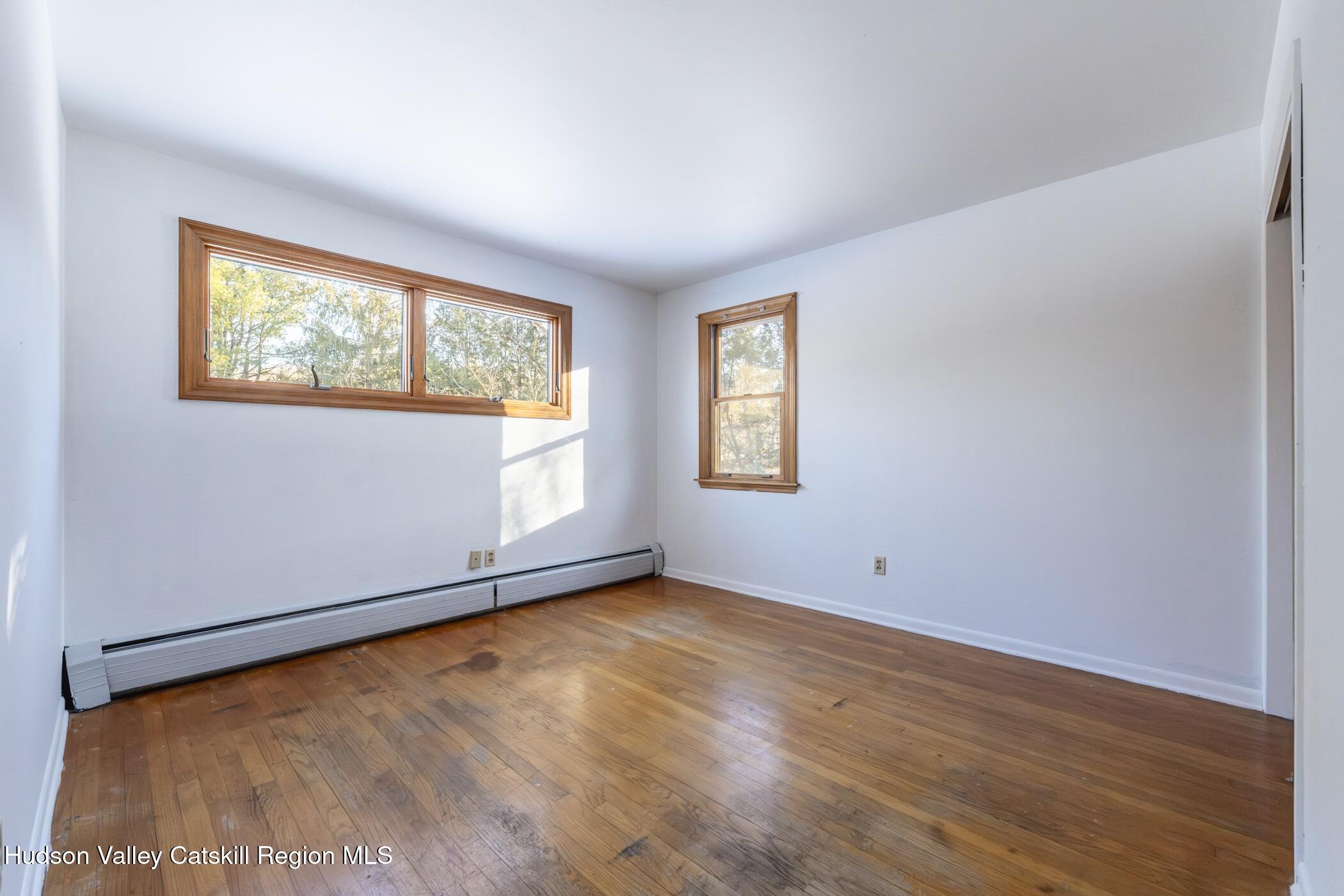 609 New Paltz Road Highland, NY 12528 - Photo 14 of 35 an empty room with window