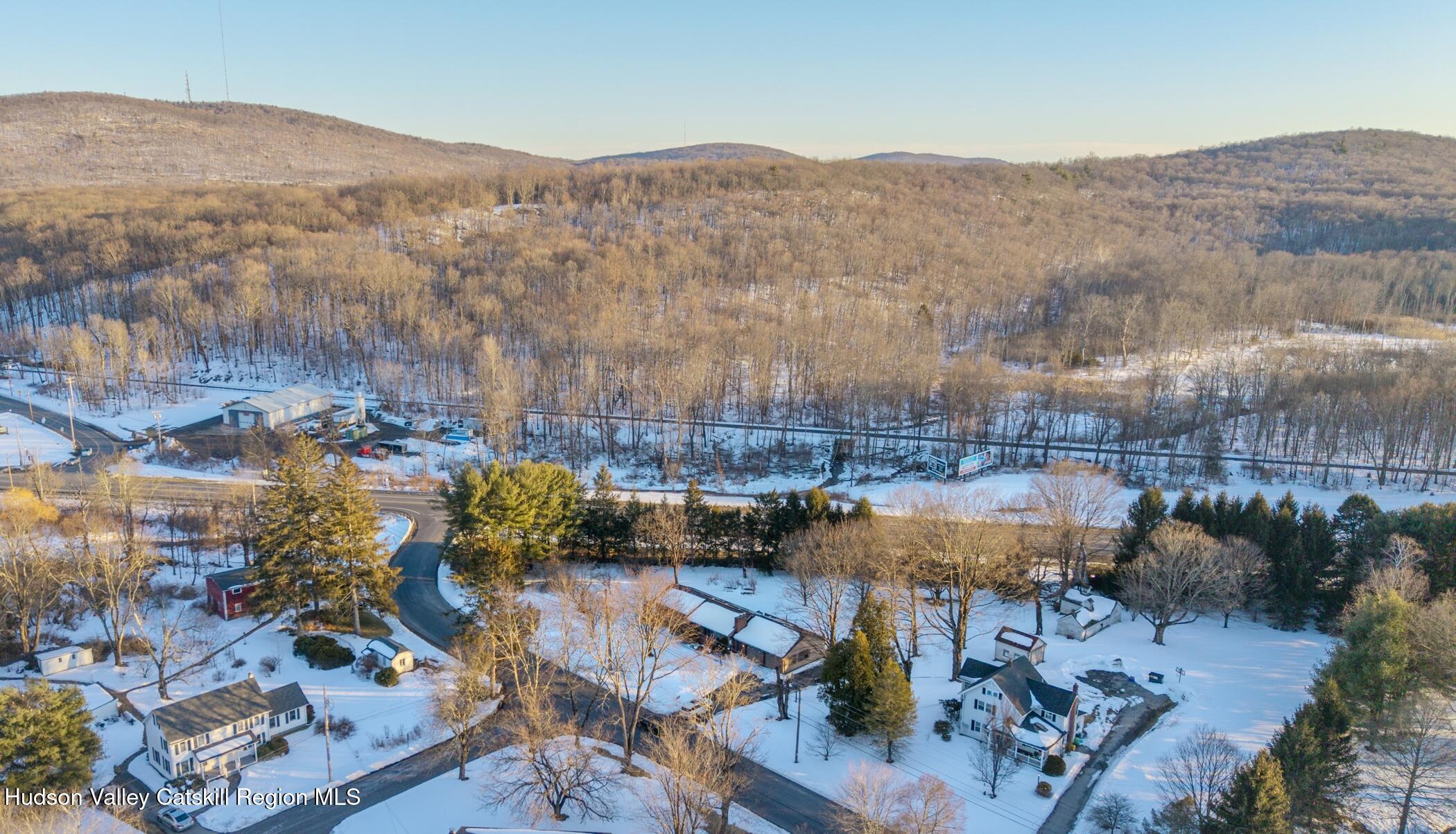 609 New Paltz Road Highland, NY 12528 - Photo 34 of 35 a view of city and mountain