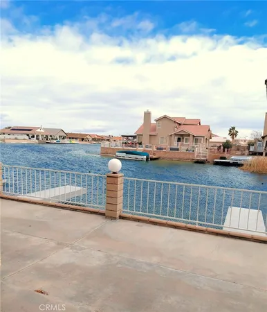 $1,800 | 11496 Nautical Lane, Unit 30, Helendale, CA 92342