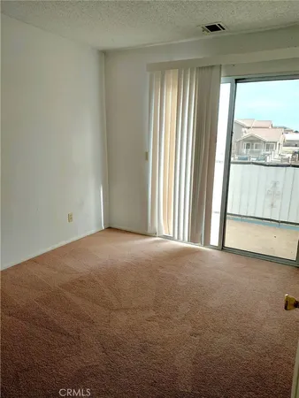 $1,800 | 11496 Nautical Lane, Unit 30, Helendale, CA 92342