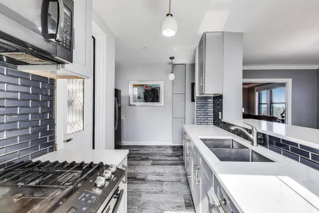 $139,500 | 1765 East 55th Street, Unit J2, Chicago, IL 60637