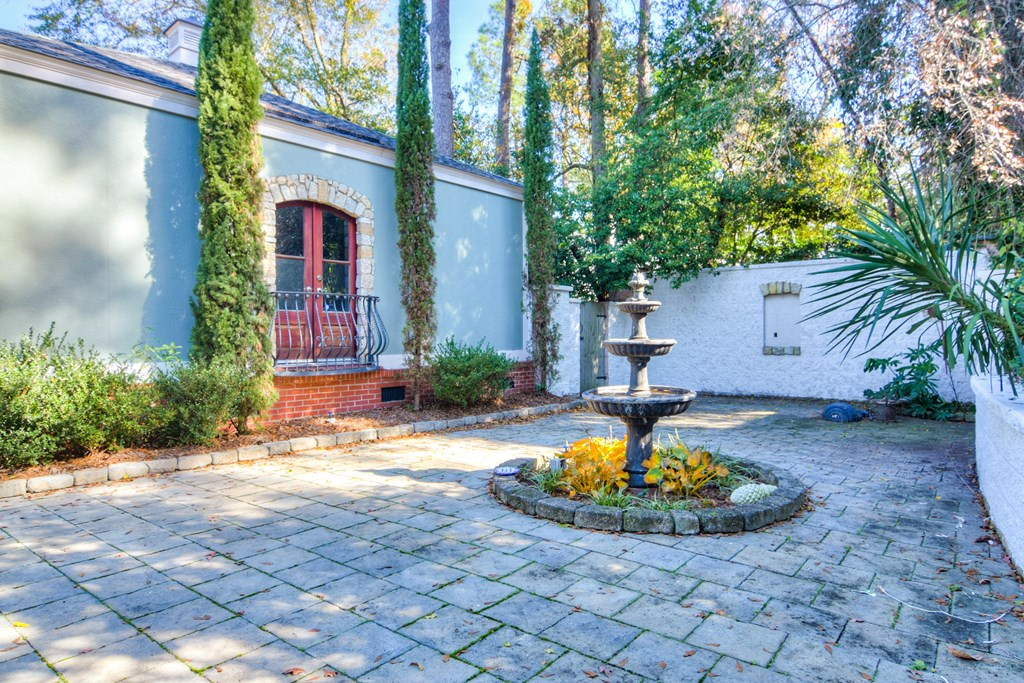 3128 Bransford Road Augusta, GA 30909 - Photo 43 of 45 Courtyard