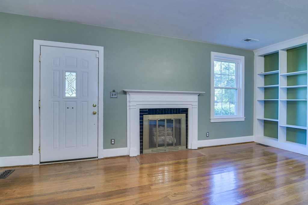 3128 Bransford Road Augusta, GA 30909 - Photo 5 of 45 Living Room