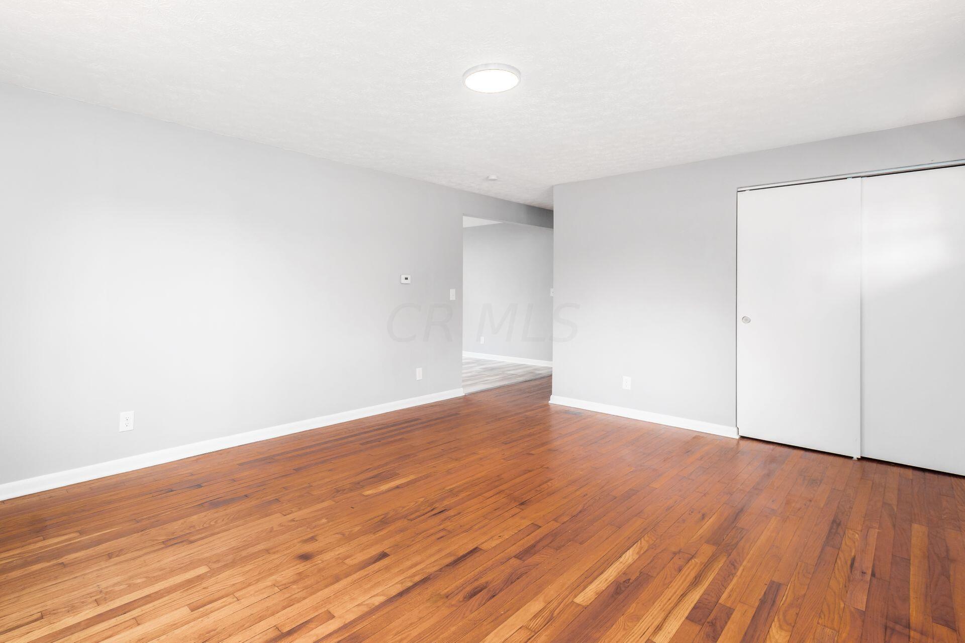 4383 Maize Road Columbus, OH 43224 - Photo 5 of 33 Family Room