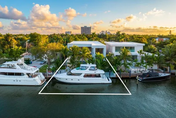 $9,900,000 | 775 Northeast 77th Terrace, Miami, FL 33138