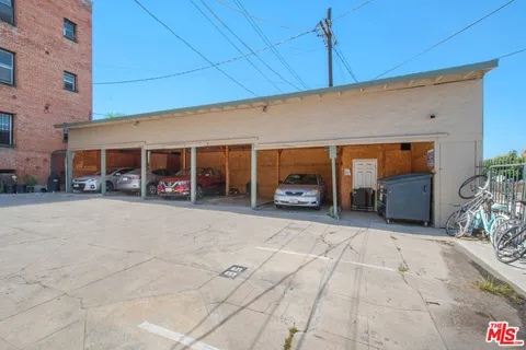 $1,995,000 | 251 North Kenmore Avenue, Los Angeles, CA 90004