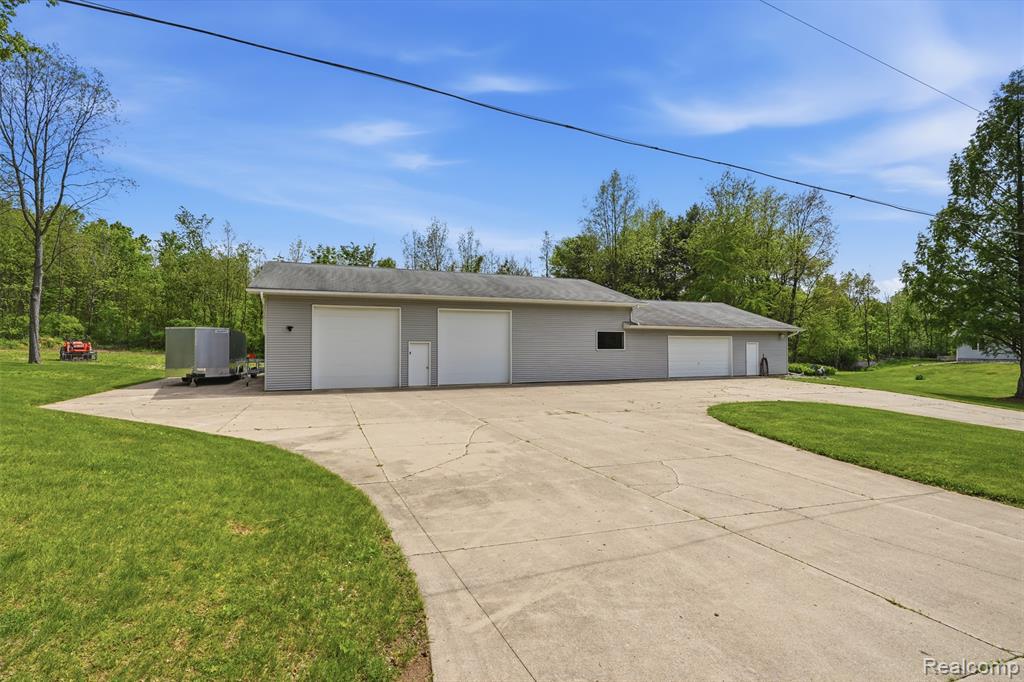 13158 Wood Road Bath, MI 48808 - Photo 54 of 72