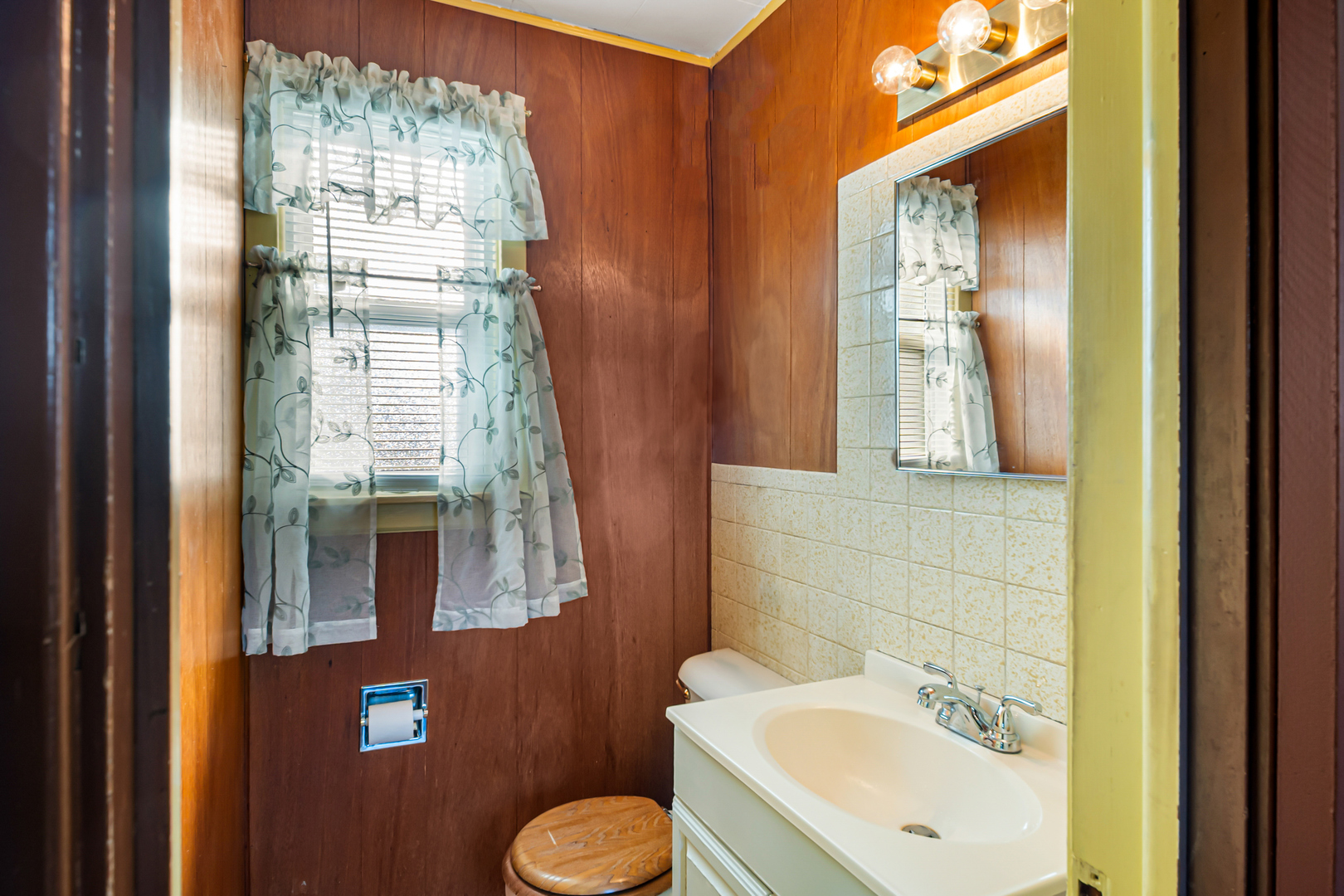 2428 12th Avenue Broadview, IL 60155 - Photo 12 of 18