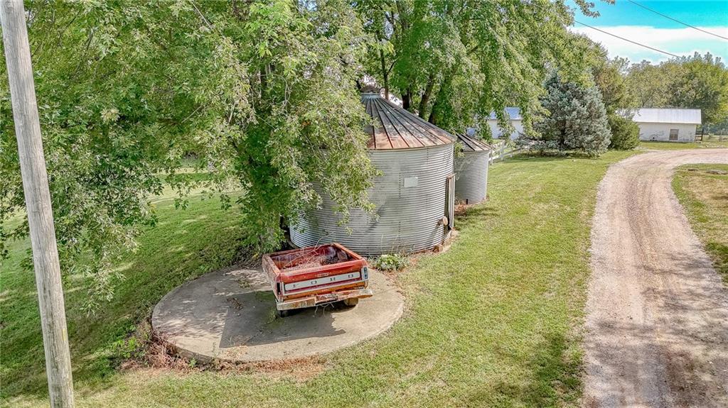 Northwest 1801st Road Kingsville, MO 64061 - Photo 5 of 44 Gallery Image 5