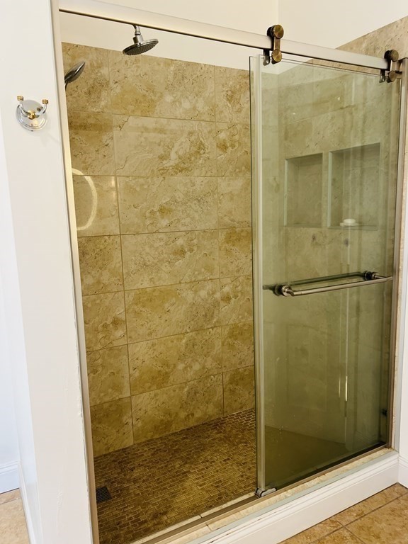 23 Case Drive Little Compton, RI 02837 - Photo 16 of 24 a bathroom with a shower