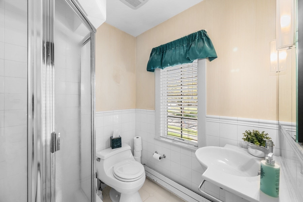 21 Phillips Avenue Swampscott, MA 01907 - Photo 28 of 38