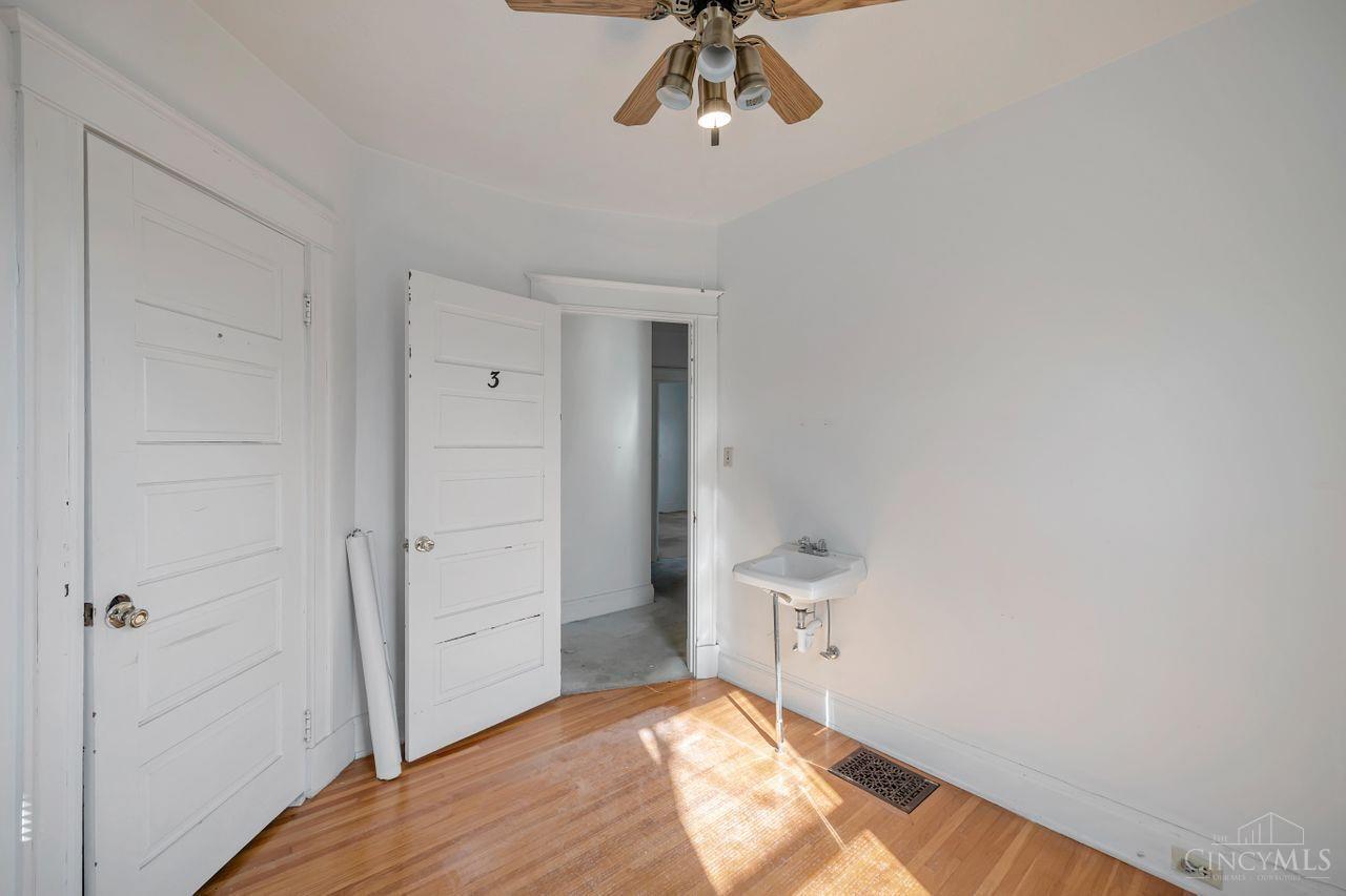 5552 Montgomery Road Cincinnati, OH 45212 - Photo 34 of 44 Gallery Image 34