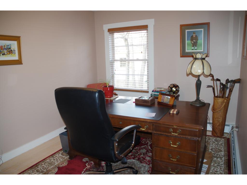 52 Ridgewood Avenue Keene, NH 03431 - Photo 12 of 18