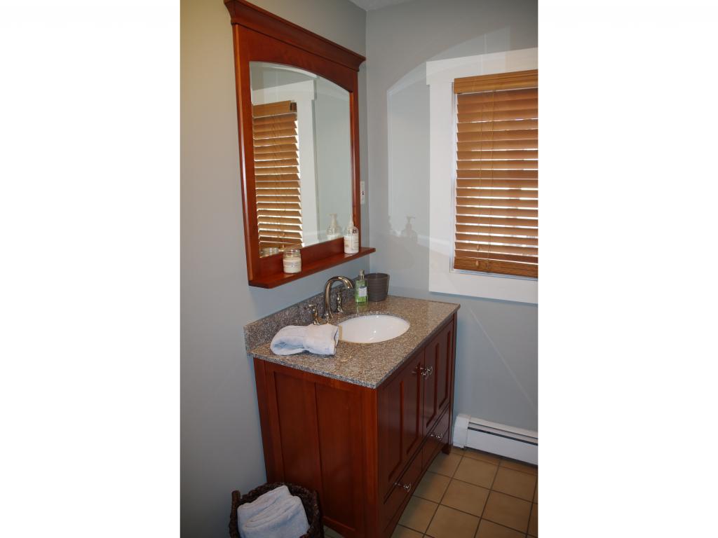 52 Ridgewood Avenue Keene, NH 03431 - Photo 13 of 18