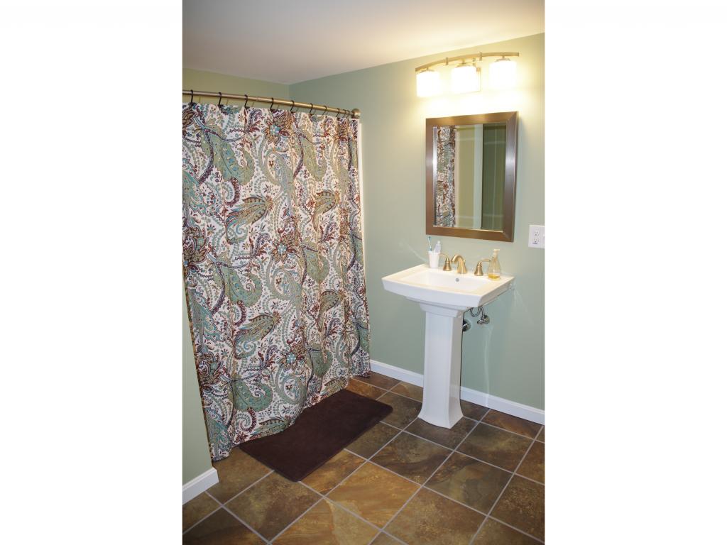 52 Ridgewood Avenue Keene, NH 03431 - Photo 16 of 18