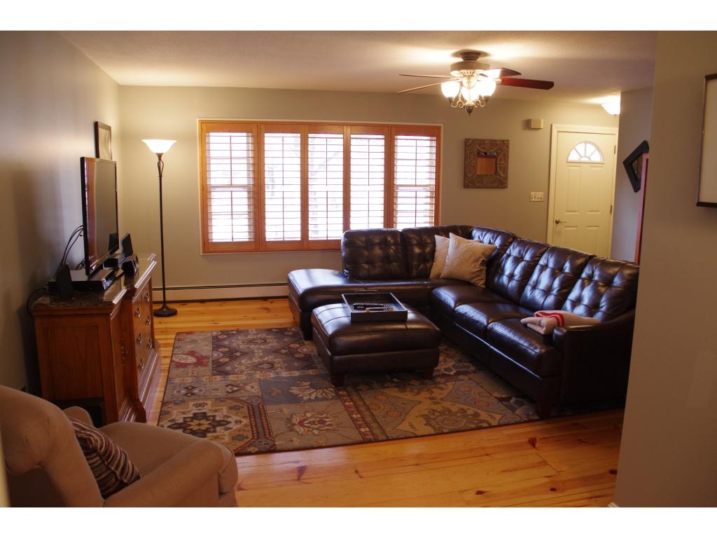 52 Ridgewood Avenue Keene, NH 03431 - Photo 3 of 18