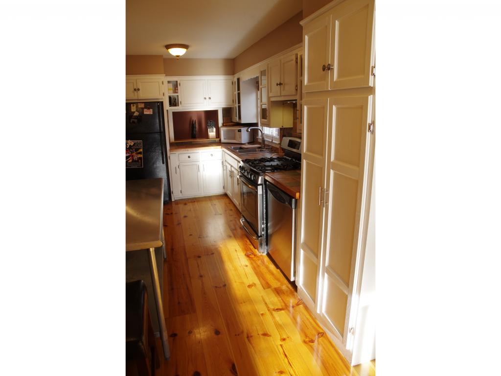 52 Ridgewood Avenue Keene, NH 03431 - Photo 5 of 18
