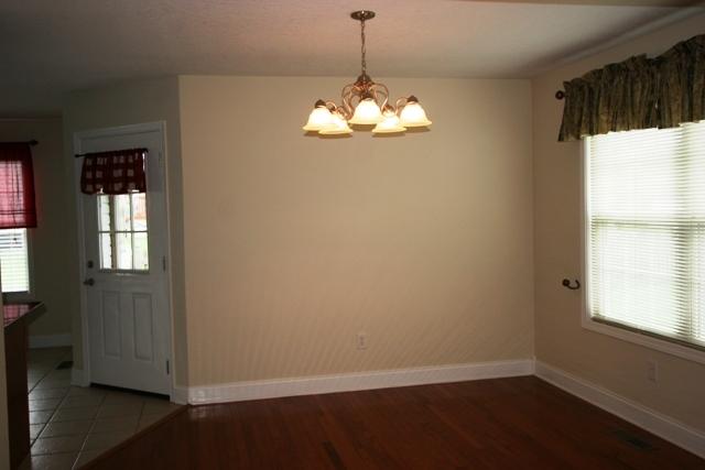 110 Country Way Road Vonore, TN 37885 - Photo 11 of 34 DINING